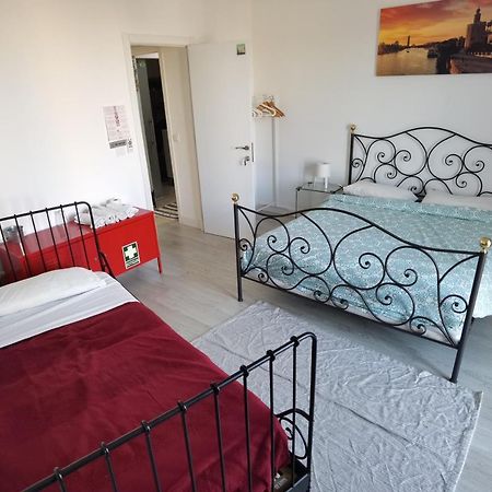 Betis Del Oro Appartamento Siviglia Esterno foto